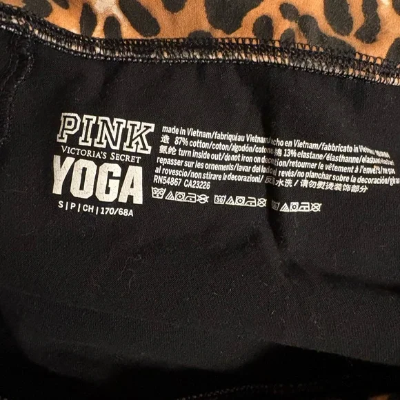 Victoria's Secret PINK Black Yoga Pants with Leopard Print Waistband - Picture 3 of 3